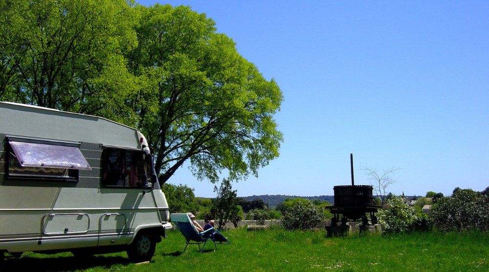 Aire camping-car  Aspres (30250) - Photo 8